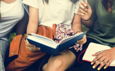 Czytanie jako alternatywa dla telefonu — jak budować zdrowe nawyki u młodzieży?